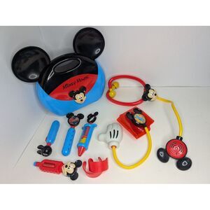Disney Store Mickey Mouse 9 Piece Doctor Kit Works Clean Hard Plastic Case Lunch